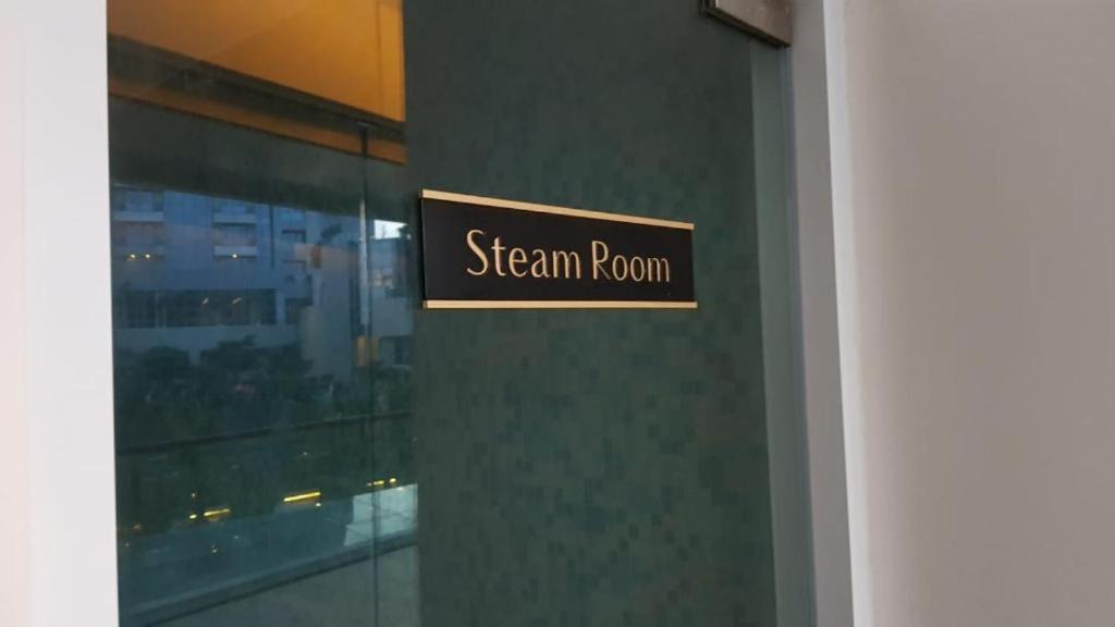 3Br Flat In Taman Anggrek Residence Jakarta Buitenkant foto