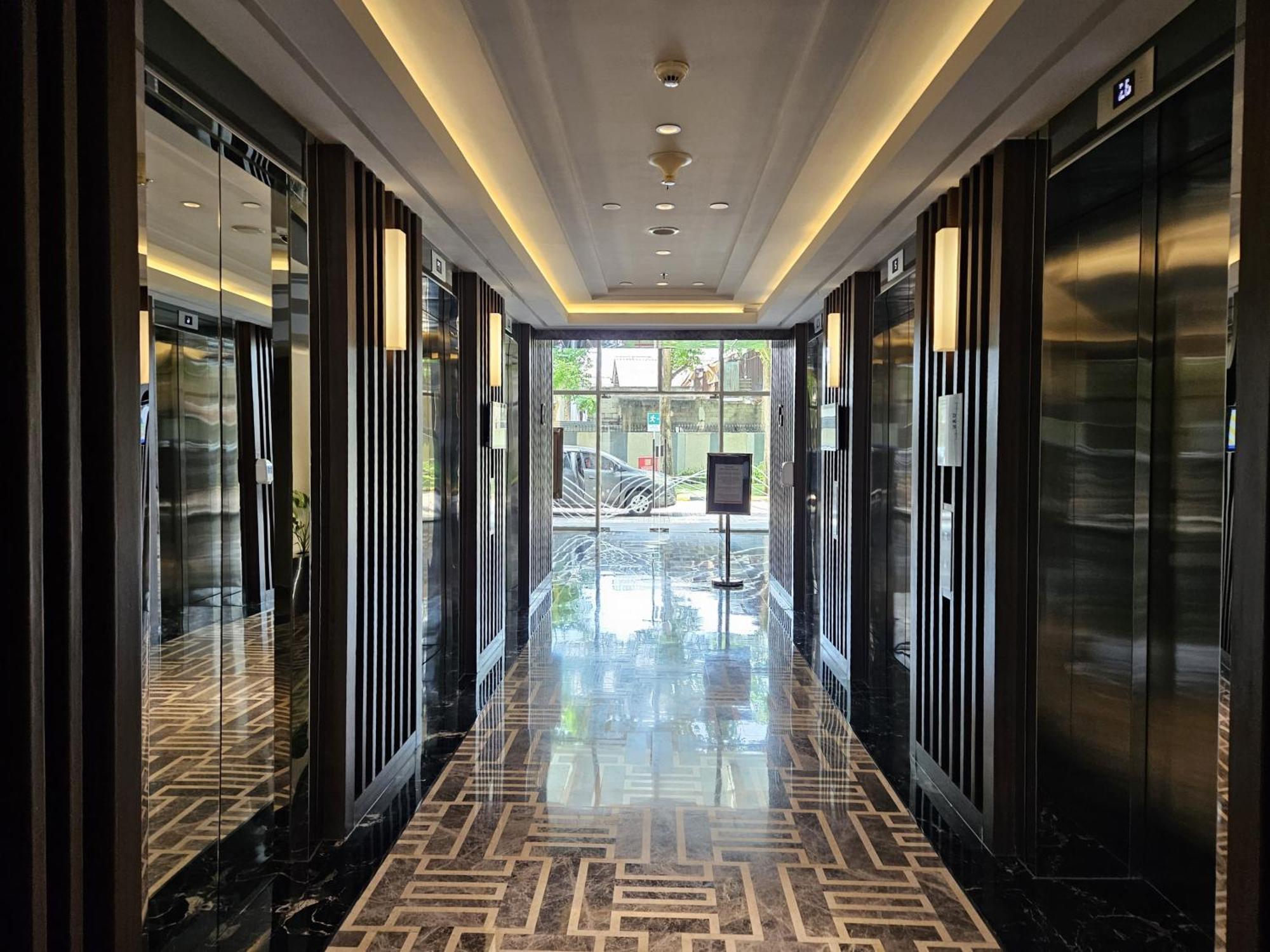 3Br Flat In Taman Anggrek Residence Jakarta Buitenkant foto