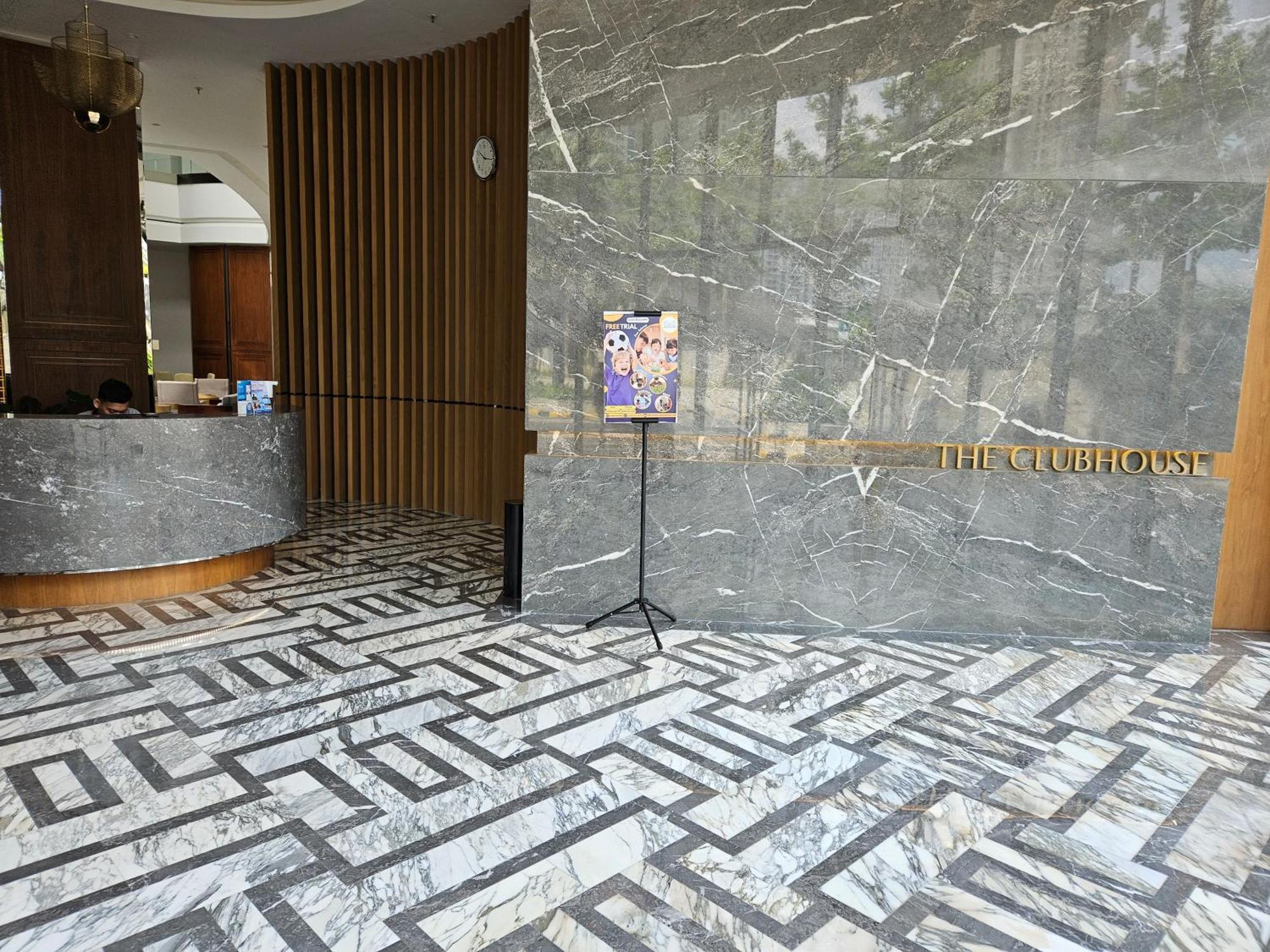3Br Flat In Taman Anggrek Residence Jakarta Buitenkant foto